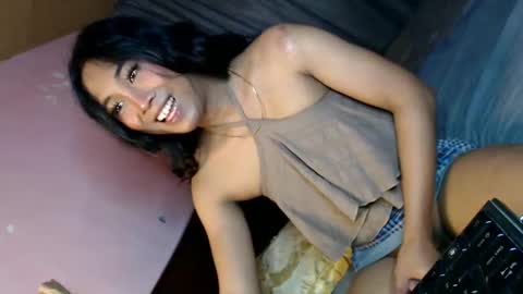 _asiancutie online show from December 22, 3:44 am