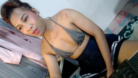 _asiancutie online show from June 10, 9:52 am