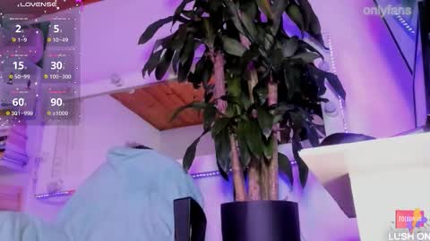 Snapshot of _asscutebig_ chatting on October 7, 5:48 am fer online show from October 7, 5:48 am