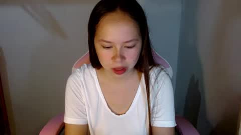 Snapshot of _ayesha19 chatting on June 27, 7:35 am yesha3 online show from June 27, 7:35 am