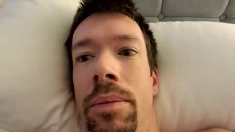 Snapshot of _b_h_c_ chatting on November 26, 6:09 pm _b_h_c_ online show from November 26, 6:09 pm