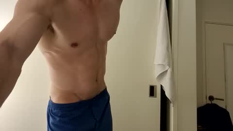 Snapshot of _b_h_c_ chatting on December 2, 8:41 am _b_h_c_ online show from December 2, 8:41 am