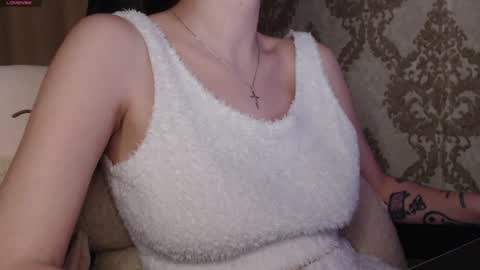Cassie online show from December 5, 3:17 pm