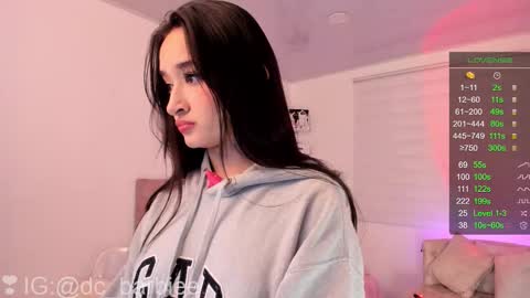 Andrea online show from November 21, 8:40 pm