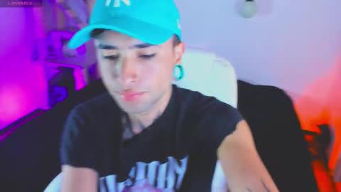 Lunita  online show from February 20, 9:15 pm