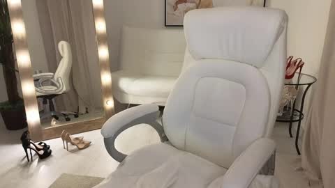 Snapshot of _beylly chatting on March 6, 4:08 am Beylly online show from March 6, 4:08 am