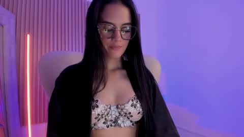  Bihanca online show from February 4, 1:13 am