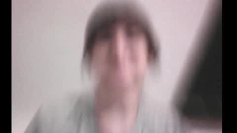 Snapshot of _biscotti_ chatting on September 19, 8:42 pm _biscotti_ online show from September 19, 8:42 pm