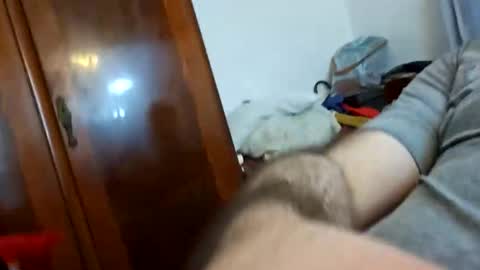 Snapshot of _black_horse_1 chatting on October 31, 4:02 am _black_horse_1 online show from October 31, 4:02 am