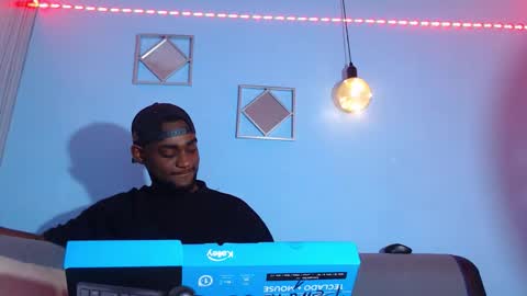 Andrew online show from February 25, 3:05 am