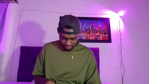 Snapshot of _black_stallion chatting on May 22, 6:57 pm Andrew online show from May 22, 6:57 pm