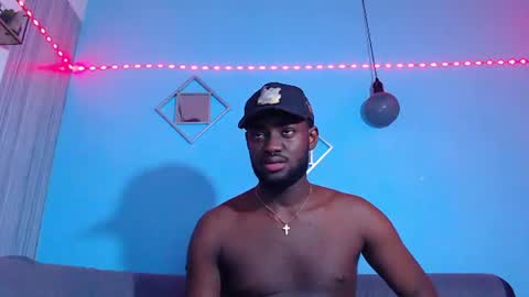 Snapshot of _black_stallion chatting on June 10, 3:07 am Andrew online show from June 10, 3:07 am