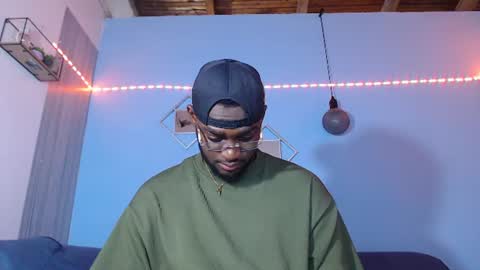 Snapshot of _black_stallion chatting on August 2, 3:16 am Andrew online show from August 2, 3:16 am