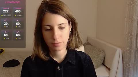 Laura online show from October 25, 2:24 pm