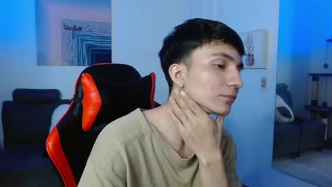 Snapshot of _blakee chatting on January 27, 6:52 am B L A K E online show from January 27, 6:52 am