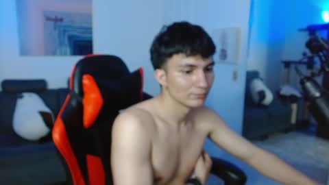 Snapshot of _blakee chatting on March 1, 1:32 am B L A K E online show from March 1, 1:32 am