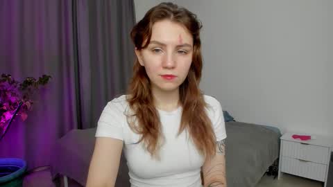 Snapshot of _bramble_ chatting on November 25, 8:47 am Bramble online show from November 25, 8:47 am