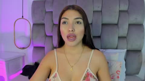 Snapshot of _brenda_becker chatting on May 16, 2:05 pm Brenda online show from May 16, 2:05 pm