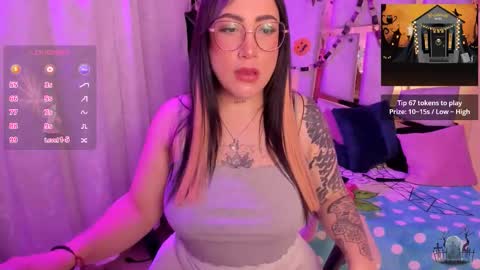 Snapshot of _briigite chatting on November 3, 10:05 am Angie Independent model online show from November 3, 10:05 am