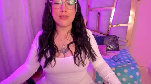 Snapshot of _briigite chatting on November 20, 4:56 am Angie Independent model online show from November 20, 4:56 am