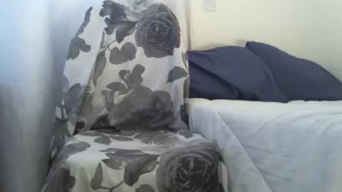 I will be back soon  online show from October 4, 8:45 am