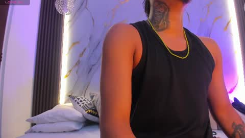 Snapshot of _cannabitch chatting on June 10, 1:54 pm Shatta Sara online show from June 10, 1:54 pm