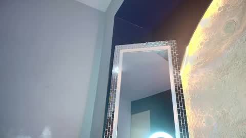 Snapshot of _carolinagomez chatting on May 29, 7:12 pm Caro. online show from May 29, 7:12 pm