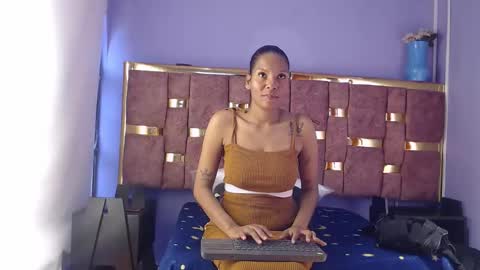 Caroline online show from November 28, 12:08 pm