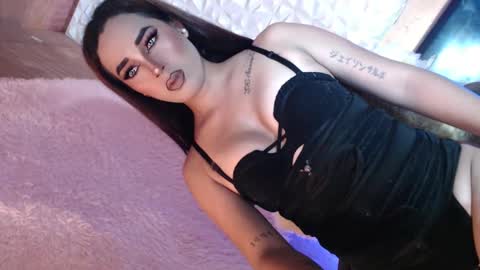 Snapshot of _caroline69 chatting on January 17, 8:45 am Caroline online show from January 17, 8:45 am