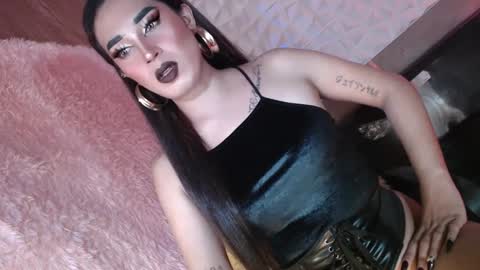 Snapshot of _caroline69 chatting on February 6, 5:57 am Caroline online show from February 6, 5:57 am