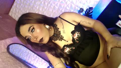 Snapshot of _caroline69 chatting on February 10, 4:36 pm Caroline online show from February 10, 4:36 pm