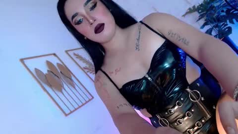 Snapshot of _caroline69 chatting on October 14, 6:03 am Caroline online show from October 14, 6:03 am