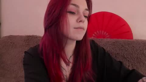 Snapshot of _caroline_coy chatting on February 3, 12:43 pm Caroline online show from February 3, 12:43 pm