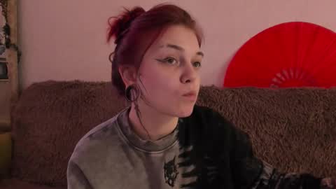 Snapshot of _caroline_coy chatting on February 4, 1:06 pm Caroline online show from February 4, 1:06 pm