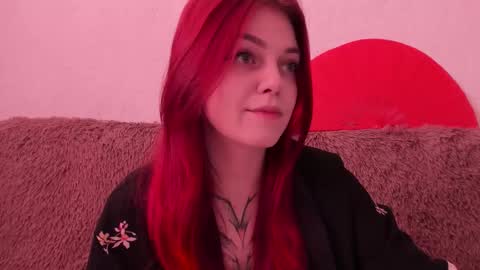 Snapshot of _caroline_coy chatting on February 7, 10:52 am Caroline online show from February 7, 10:52 am