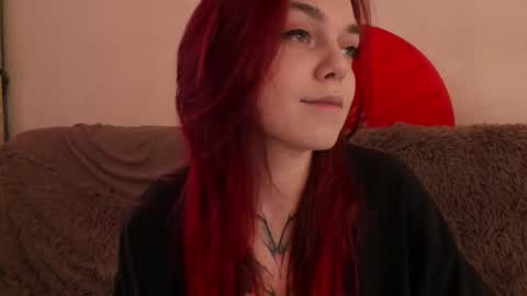 Snapshot of _caroline_coy chatting on February 26, 11:53 am Caroline online show from February 26, 11:53 am