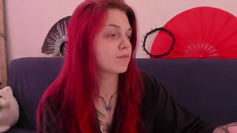 Snapshot of _caroline_coy chatting on July 26, 11:17 am Caroline online show from July 26, 11:17 am