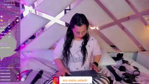 Caroline Sweet online show from December 6, 8:48 am