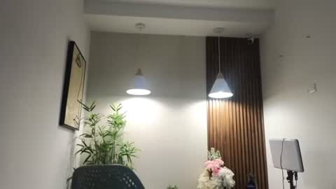 Snapshot of _celeste_hill chatting on June 19, 11:58 am Celeste online show from June 19, 11:58 am