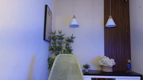 Snapshot of _celeste_hill chatting on July 17, 11:06 am Celeste online show from July 17, 11:06 am