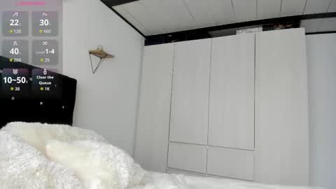 Bella  online show from February 25, 9:24 pm