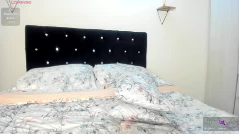 Snapshot of _cereza_ chatting on May 20, 9:43 pm Bella online show from May 20, 9:43 pm