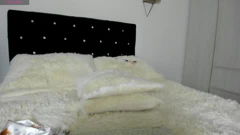 Snapshot of _cereza_ chatting on June 8, 11:38 pm Bella online show from June 8, 11:38 pm