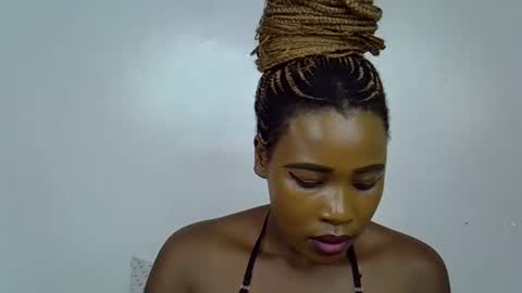 Snapshot of _chacha482688 chatting on February 9, 5:43 pm _chacha482688 online show from February 9, 5:43 pm