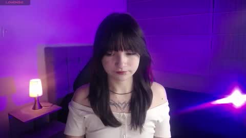 _charlotte_collins_ online show from December 18, 2:45 pm