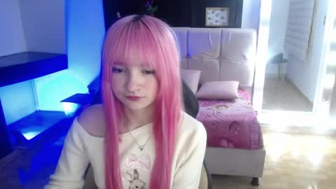 _charlotte_collins_ online show from May 2, 3:28 pm