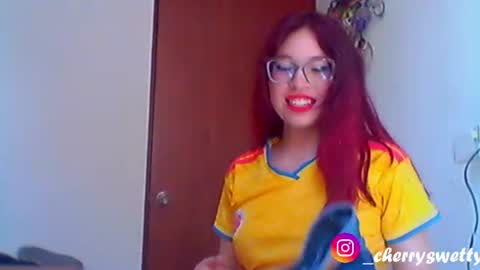 Snapshot of _cherrysweetie_ chatting on July 7, 2:54 pm Cherry Moon online show from July 7, 2:54 pm