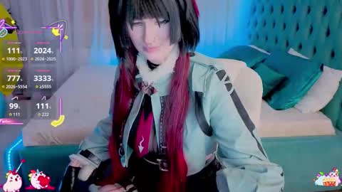 Snapshot of _chlo_e chatting on October 31, 10:33 pm Alisa NO NUDE online show from October 31, 10:33 pm