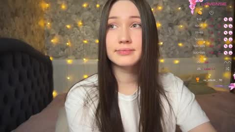 _chloe_miller_ online show from March 5, 11:16 pm