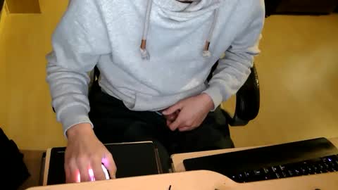  chris 87 online show from February 18, 12:37 am